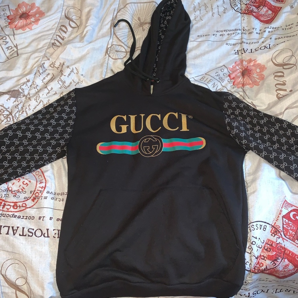 Gucci jogging suit